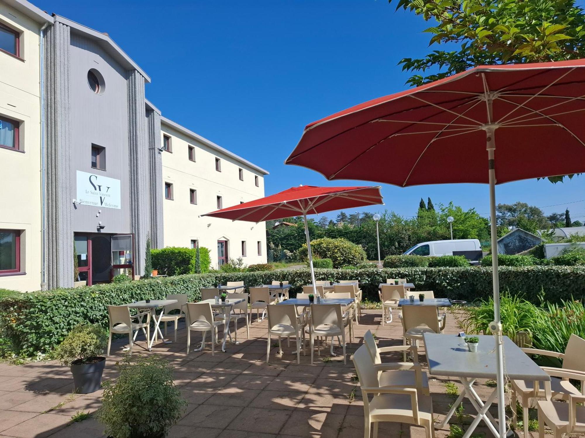 Hotel Le Saint Vincent Lyon Sud Vourles Exterior photo
